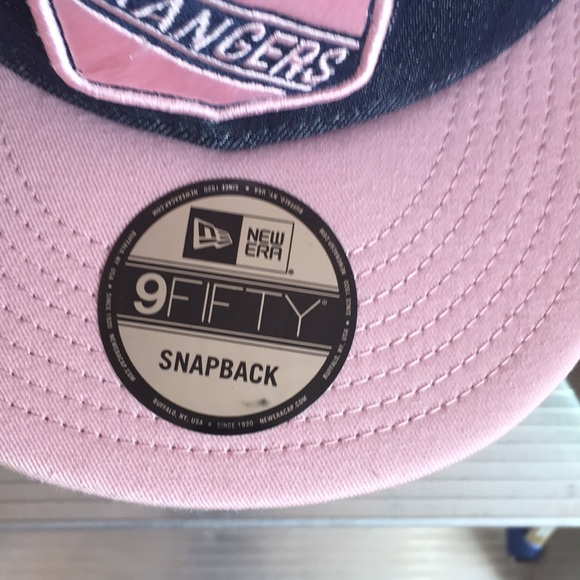 Hat - Picture 2 of 4